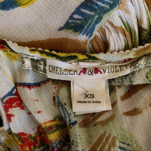 CHESEA & VIOLET PAISLEY SLEEVELESS TUNIC TOP - Picture 10 of 11